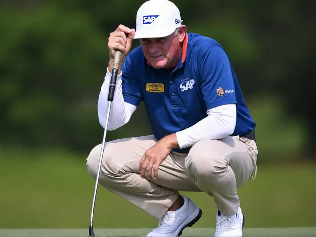 Ernie Els' Remarkable Kindness Shines in Heartfelt Reunion with DJ Darren Scott's Son